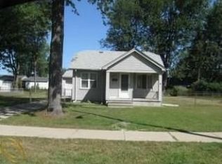 32220 John Hauk St, Garden City, MI 48135