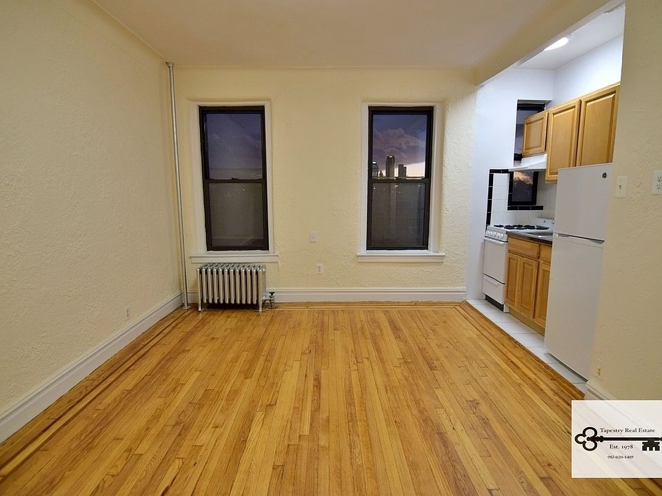 1st image of 32-12 29th St #4D