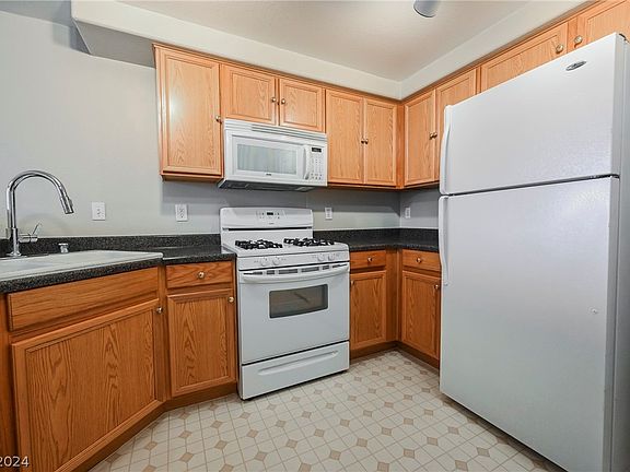 5th image of 9303 Gilcrease Ave Unit 1237