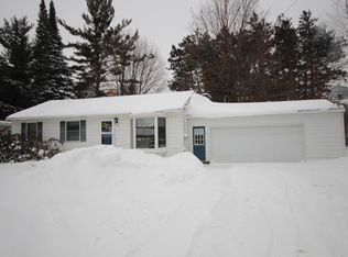 706 66th St SE, Grand Rapids, MI 49548