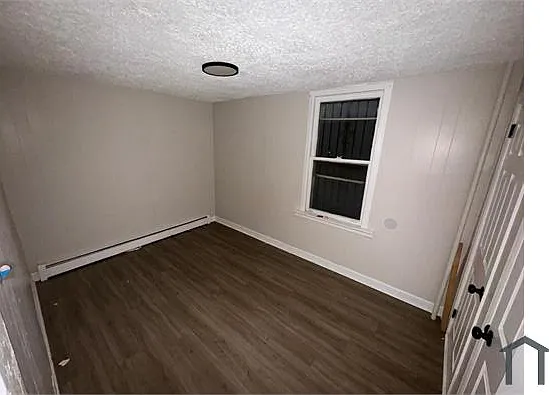 265 W Runyon St #1 — Photo 5