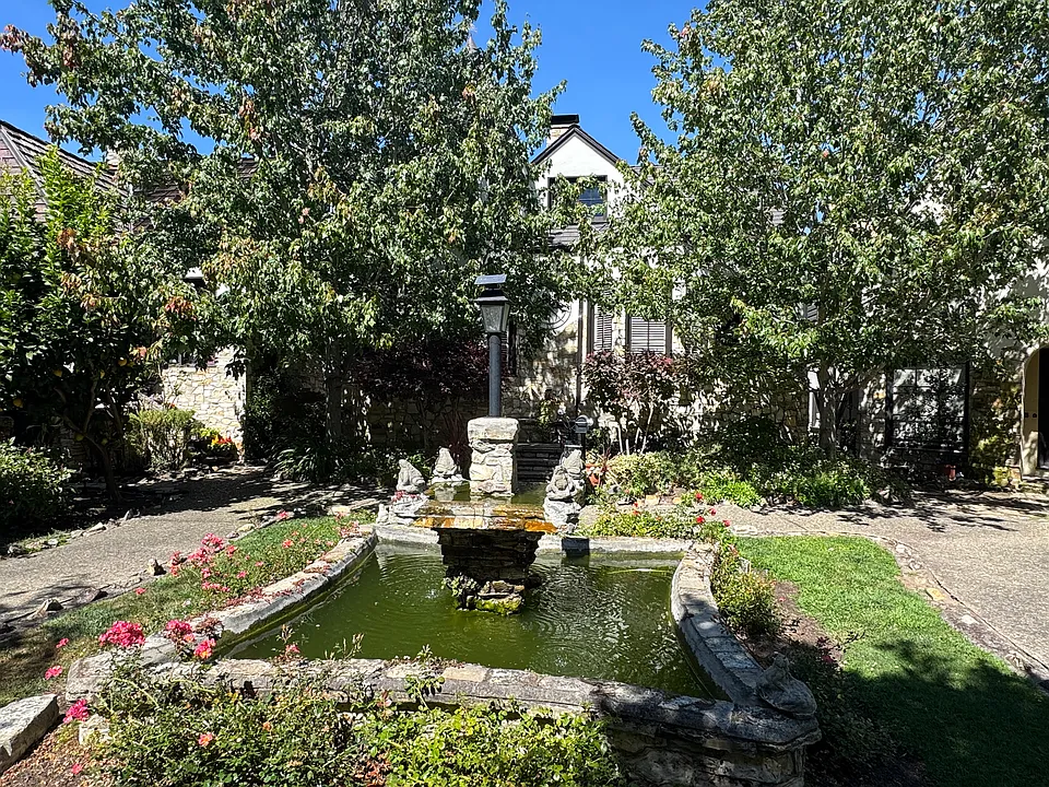1545 Santa Clara Ave
