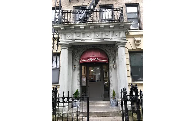 Rented by Douglas Elliman | media 25