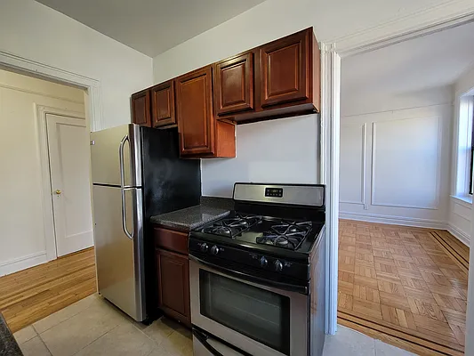 Rented by R New York | media 7