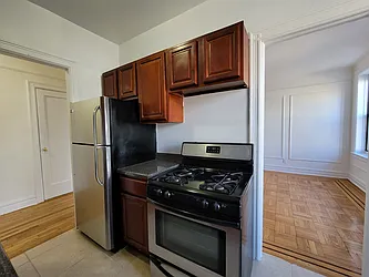 Rented by R New York
