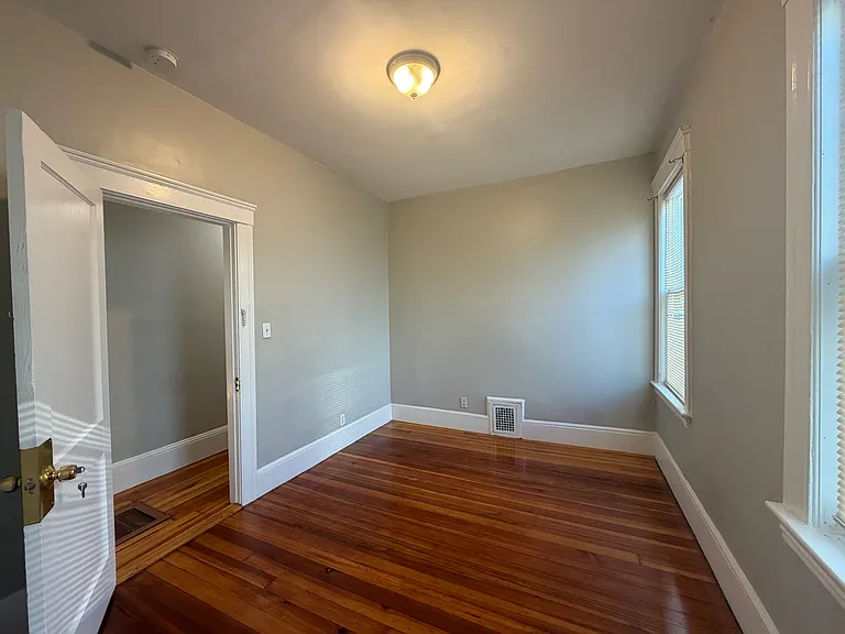 15 Waldo Ave #1F — Photo 16