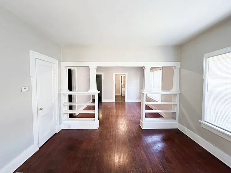1337 N Waco Ave — Photo 3