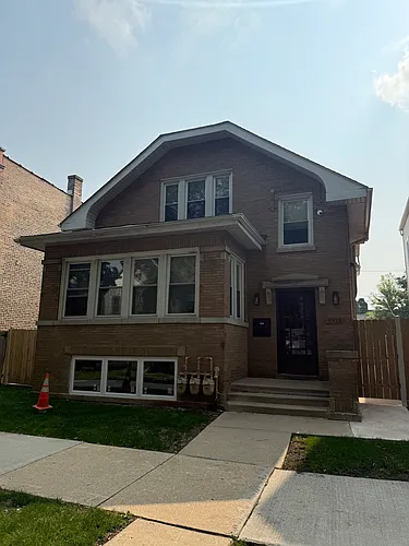 3921 N Saint Louis Ave #BASEMENT Photo 1