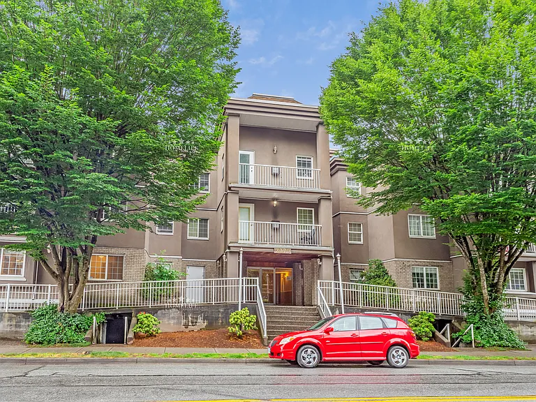 2375 Shaughnessy St #103 — Photo 2