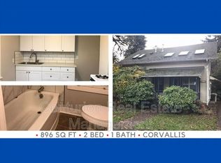 710 SE Lilly Ave #B, Corvallis, OR 97333