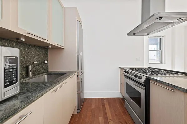 Rented by Compass | media 1