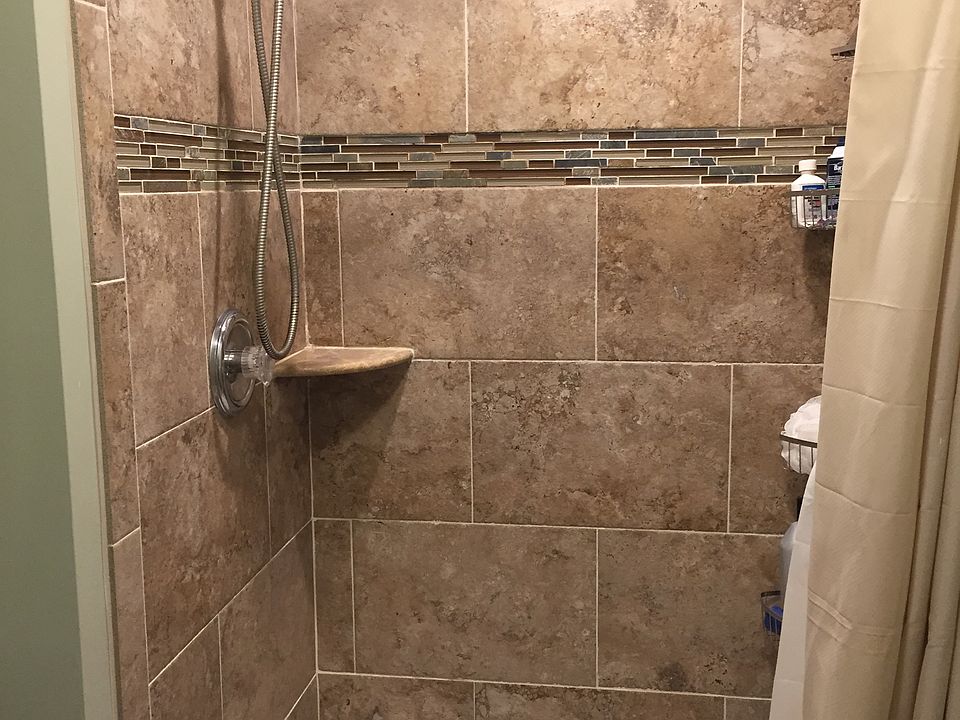 2nd image of 4213 Bloomingdale Dr #4213