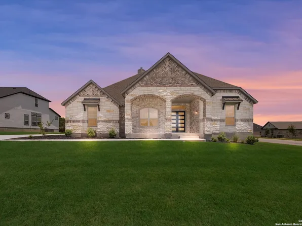 287 Poe Parkway, Castroville, TX 78009