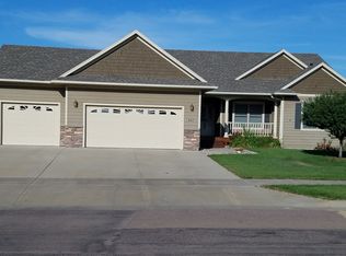 407 United Ave, Harrisburg, SD 57032
