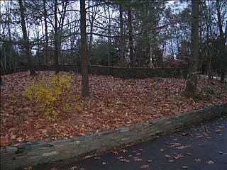 3rd image of 210 Seelbach Ln
