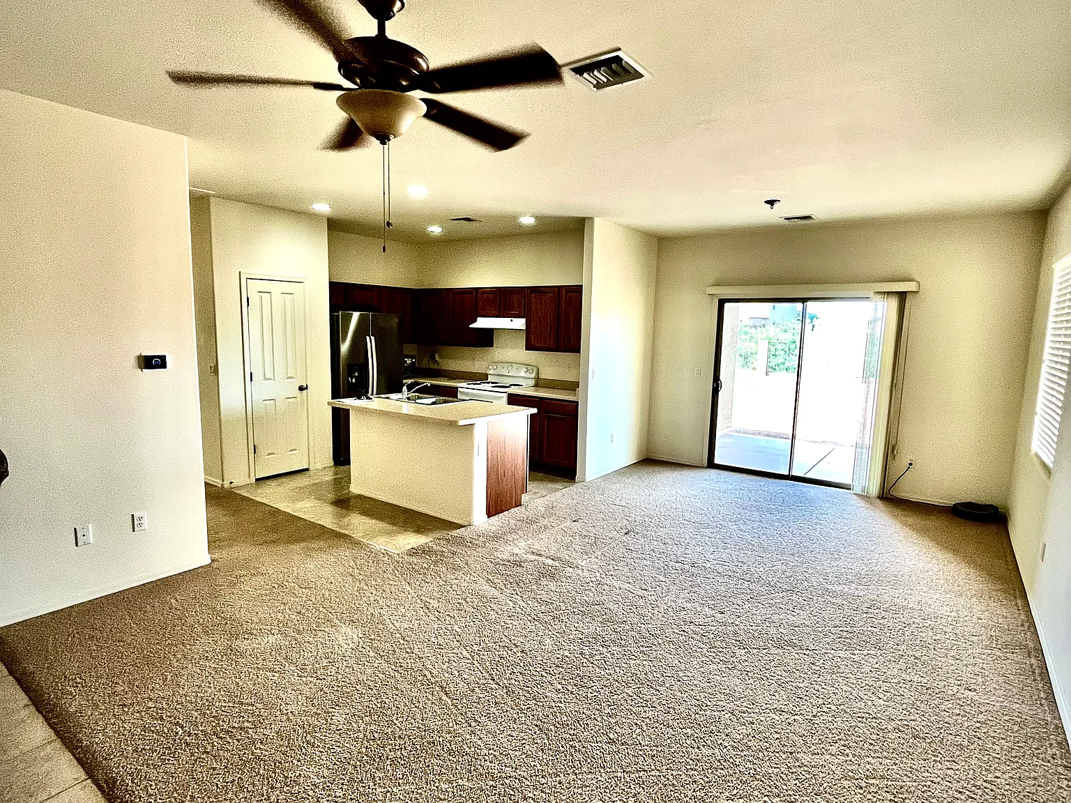 3 bed, 1314 sqft, $1,700 — Photo 3