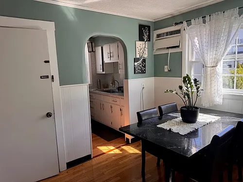 19 Havelock St #1 Photo 1
