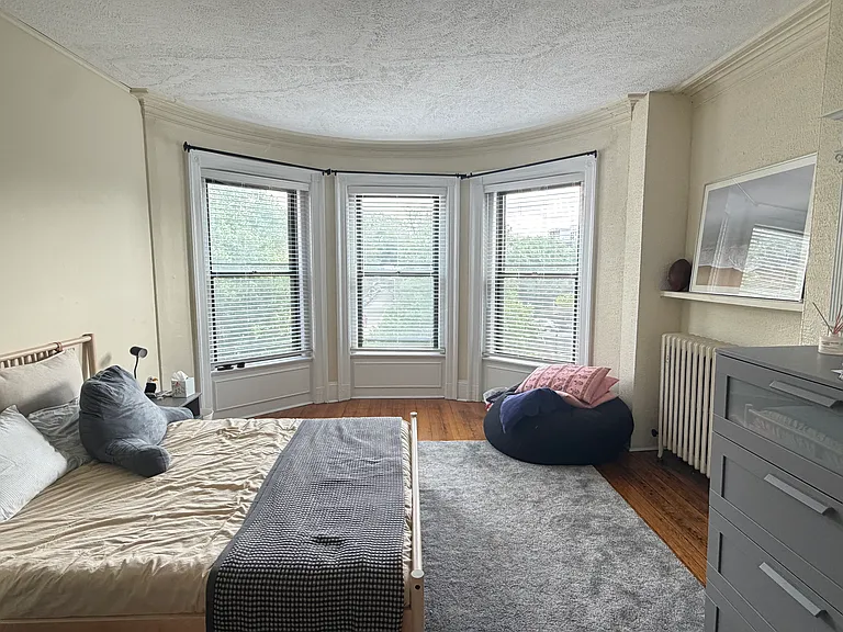 914 Beacon St #3 — Photo 1