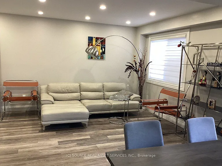 72 Adams St #UPPER — Photo 7