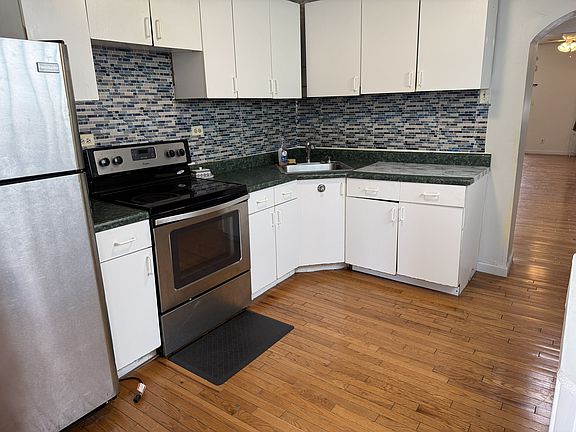 3rd image of 2454 S Millick St