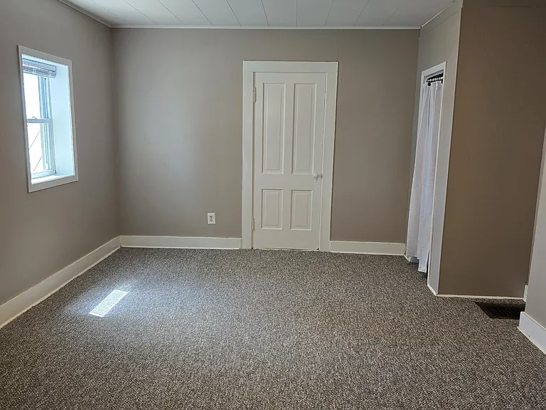 Upstairs bedroom #2