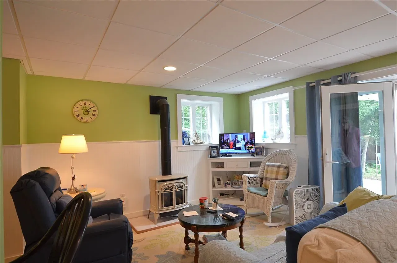 1 bed, 900 sqft, $1,400 — Photo 3