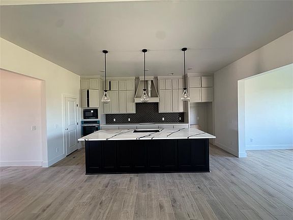 3rd image of 9305 NW 147th Ter