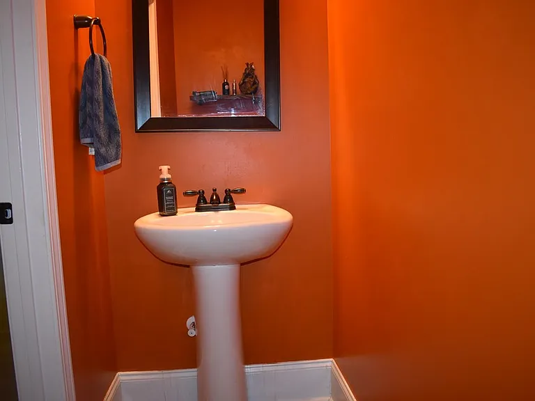 2190 Harborview Dr — Photo 29