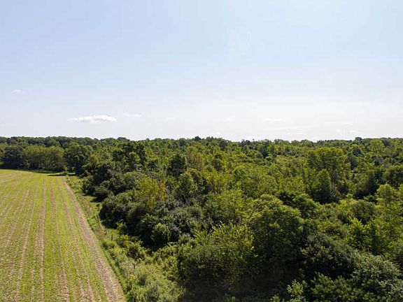 4th image of 1467 County Road D