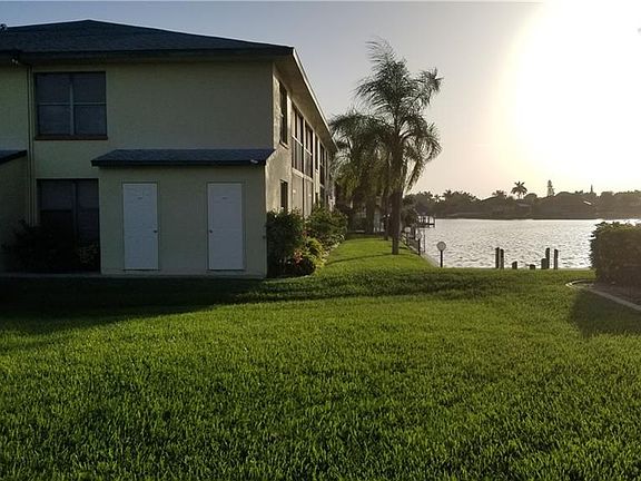 2nd image of 123 SW 47th Ter APT 202