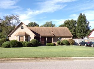 1191 Greenview Rd, Collierville, TN 38017