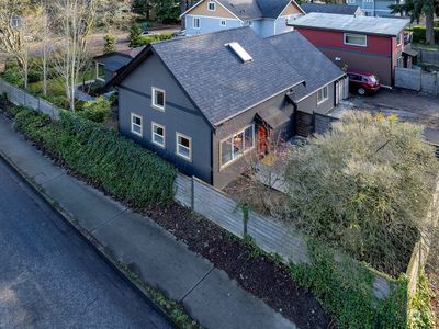 14353 Dayton Avenue N #1 (B), Seattle, WA, 98133
