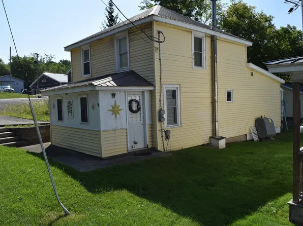 642 & 644 E Main St, Malone, NY 12953