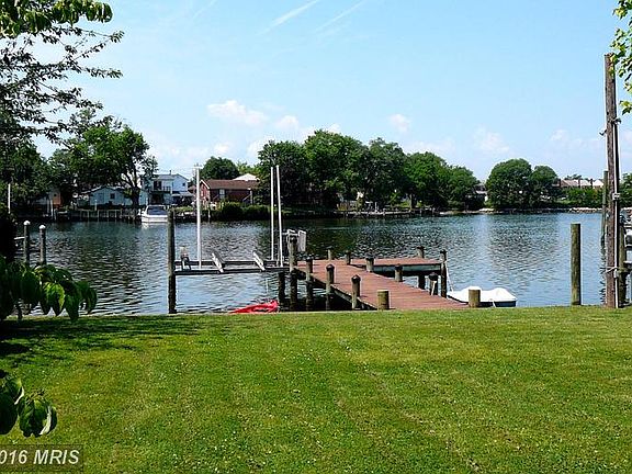 2nd image of 311 Bayside Dr
