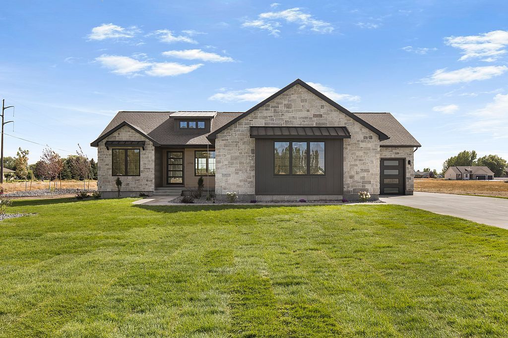 3798 E 194 N - Property Image