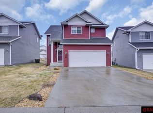 85 Juniper Trl, North Mankato, MN 56003