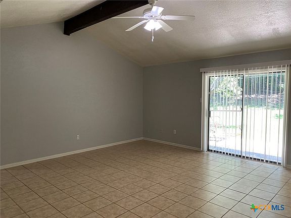 5th image of 3006 Persimmon Dr