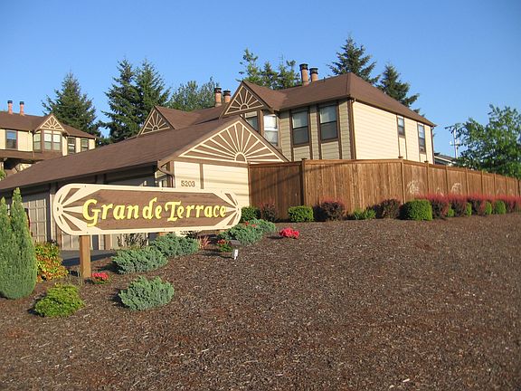 Grande Terrace South Side Entrance