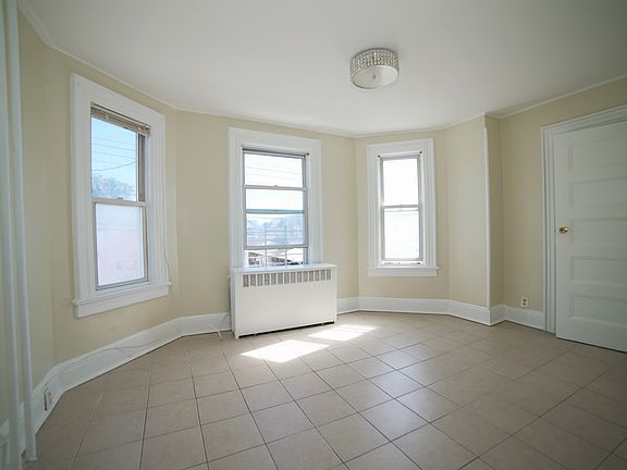 5th image of 121-20 97th Ave