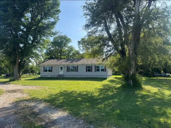 109 Lovers Ln, Saint Edward, NE 68660