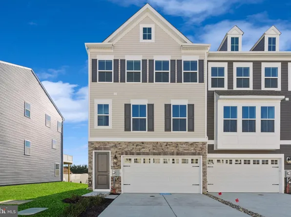 526 Rosemary Cir, Middletown, DE 19709