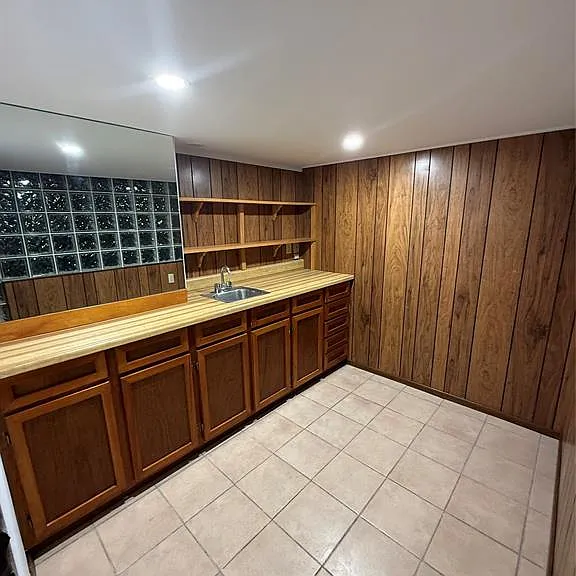 377 Fairway Cres — Photo 19
