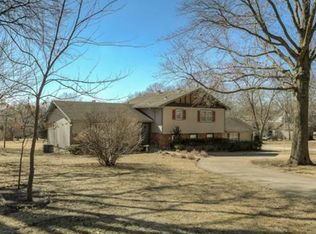 711 E 108th St, Kansas City, MO 64131