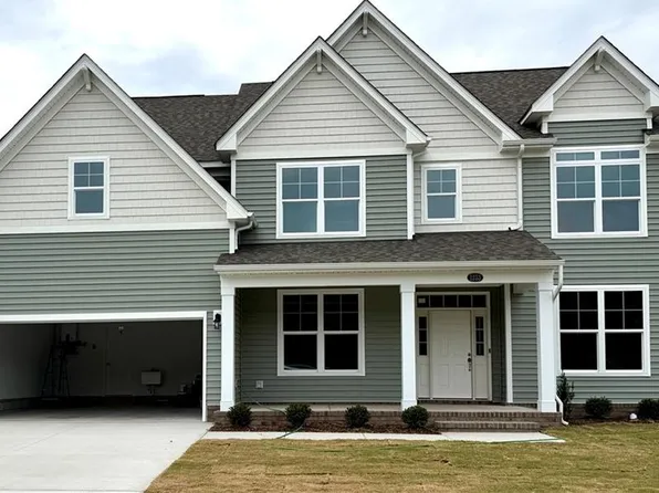 1233 Sebastian Ct, Chesapeake, VA 23322