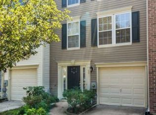 29 Golf View Ct, Pine Hill, NJ 08021
