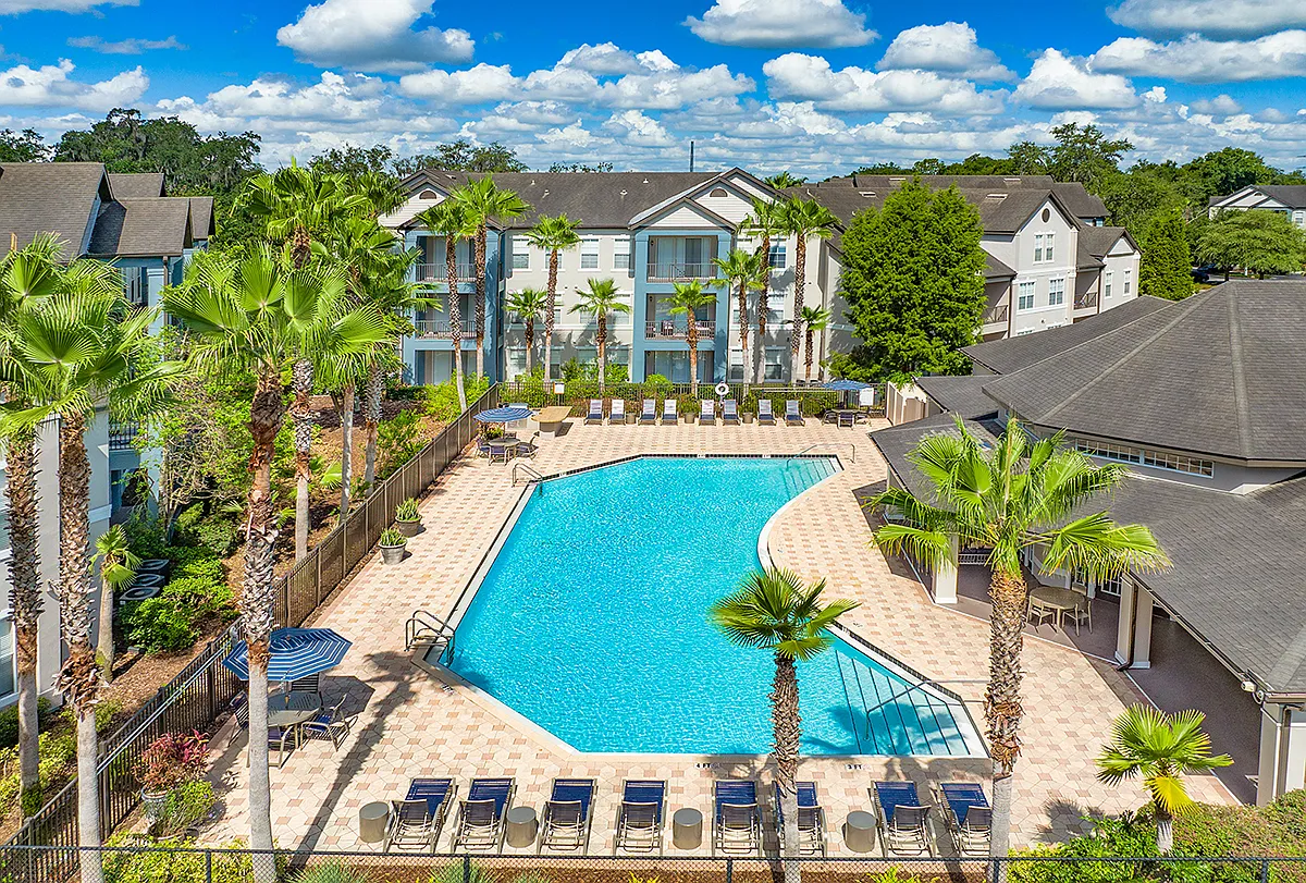 MAA Tampa Oaks — Photo 1