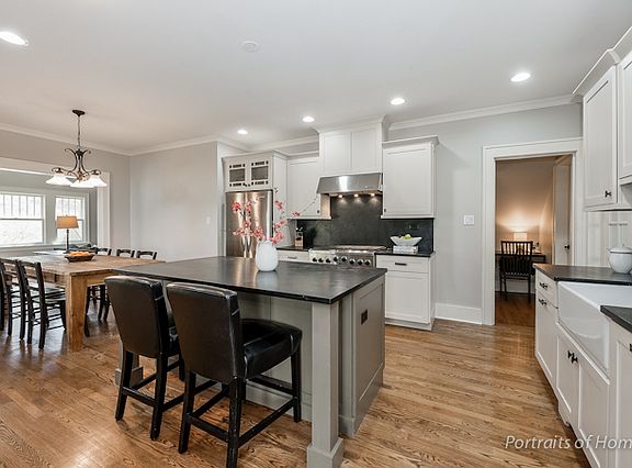 3rd image of 635 Hill Ave