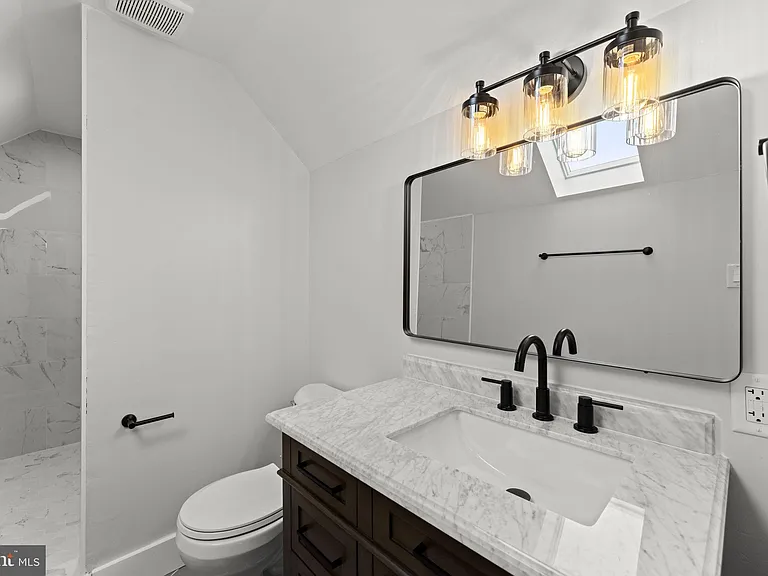 1818 Orange Rd — Photo 44