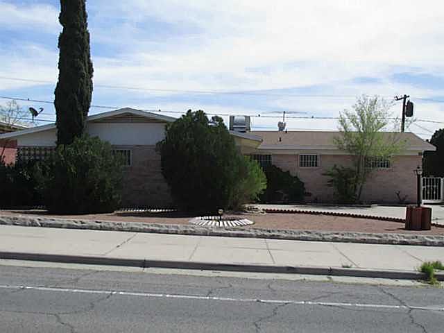 1st image of 308 Clairemont Dr