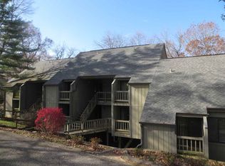 9348 S Lake Ridge Dr, Bloomington, IN 47401